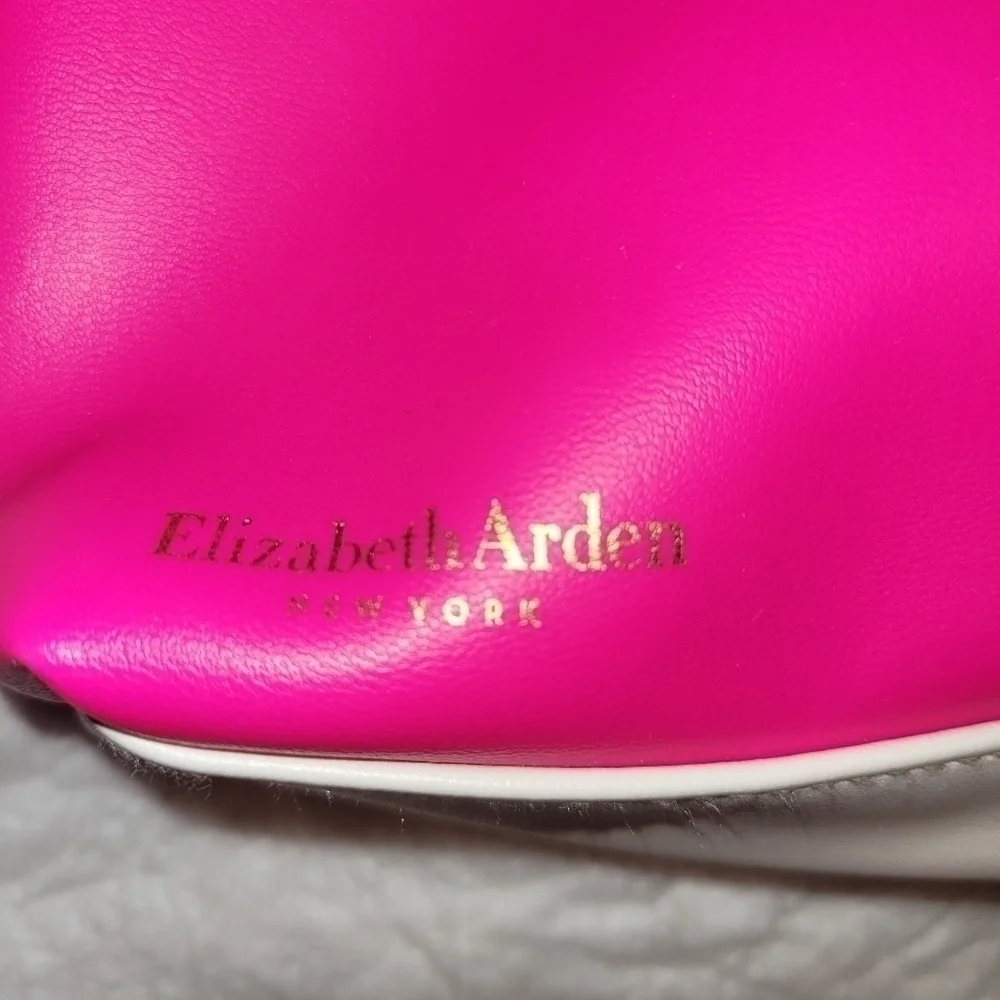 Elizabeth Arden New York Cosmetic Makeup Bag